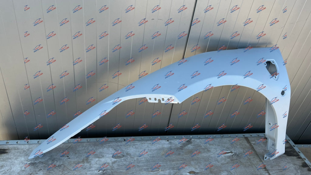 Ferrari F8 Tributo / Spider Front Fender Left Part Number: 985852648