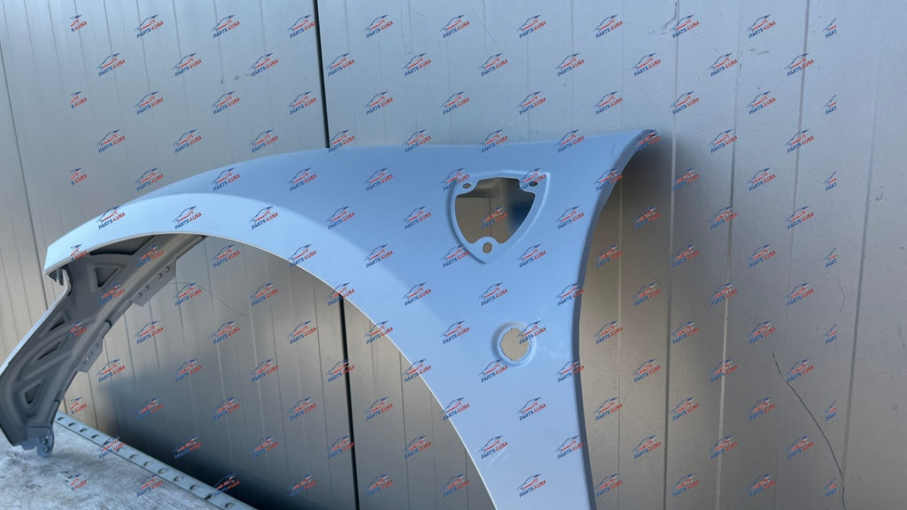 Ferrari F8 Tributo / Spider Front Fender Left Part Number: 985852648
