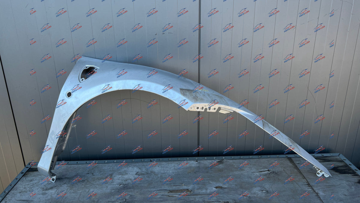 Ferrari F8 Tributo / Spider Front Fender Right Part Number: 985852654