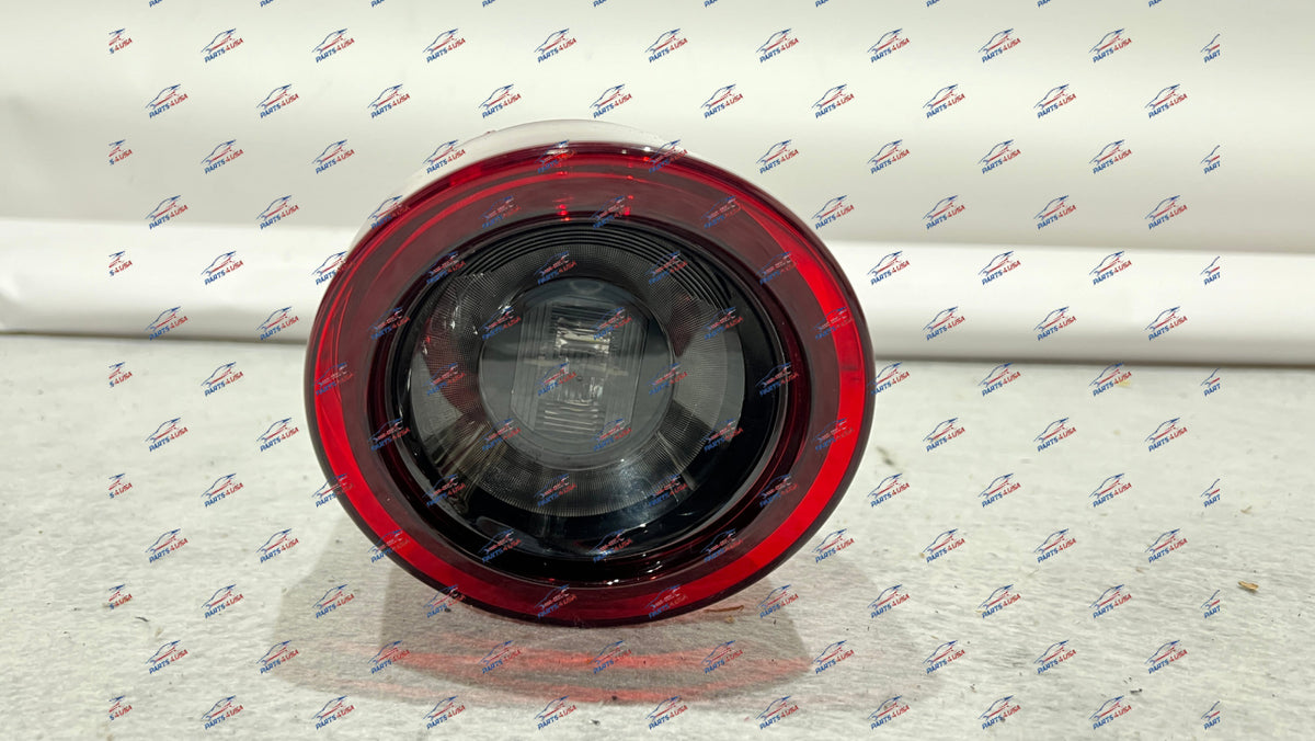 Ferrari F8 Tributo / Spider Inner Tail Light Lh Oem Part Number: 322258