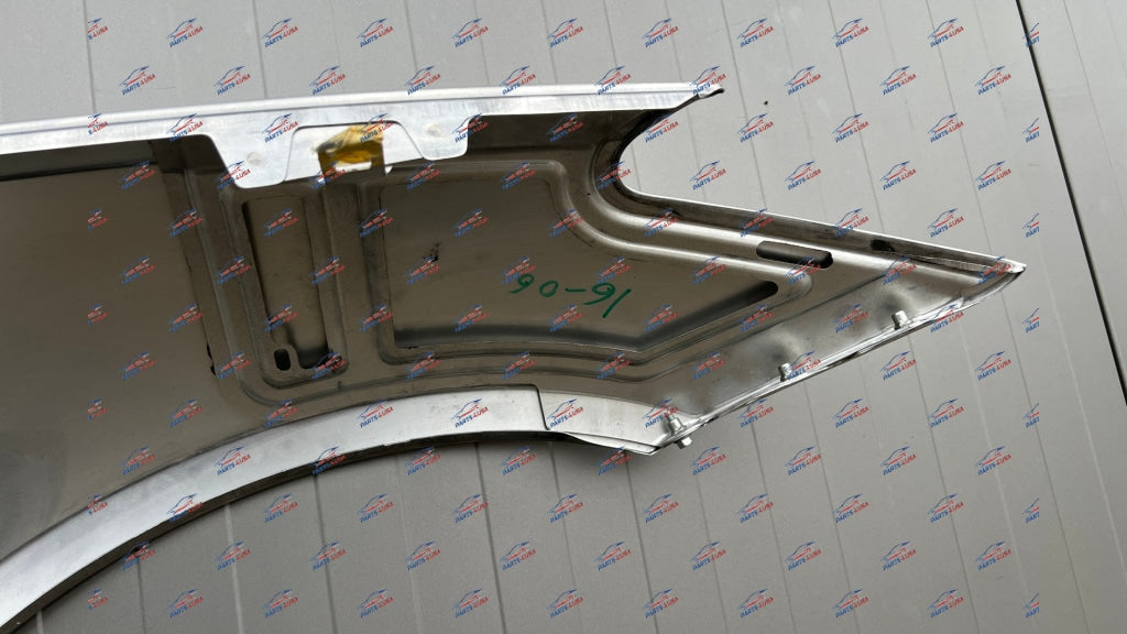 Ferrari Gtc4 Lusso Left Fender Version For Shield Part Number: 86520111