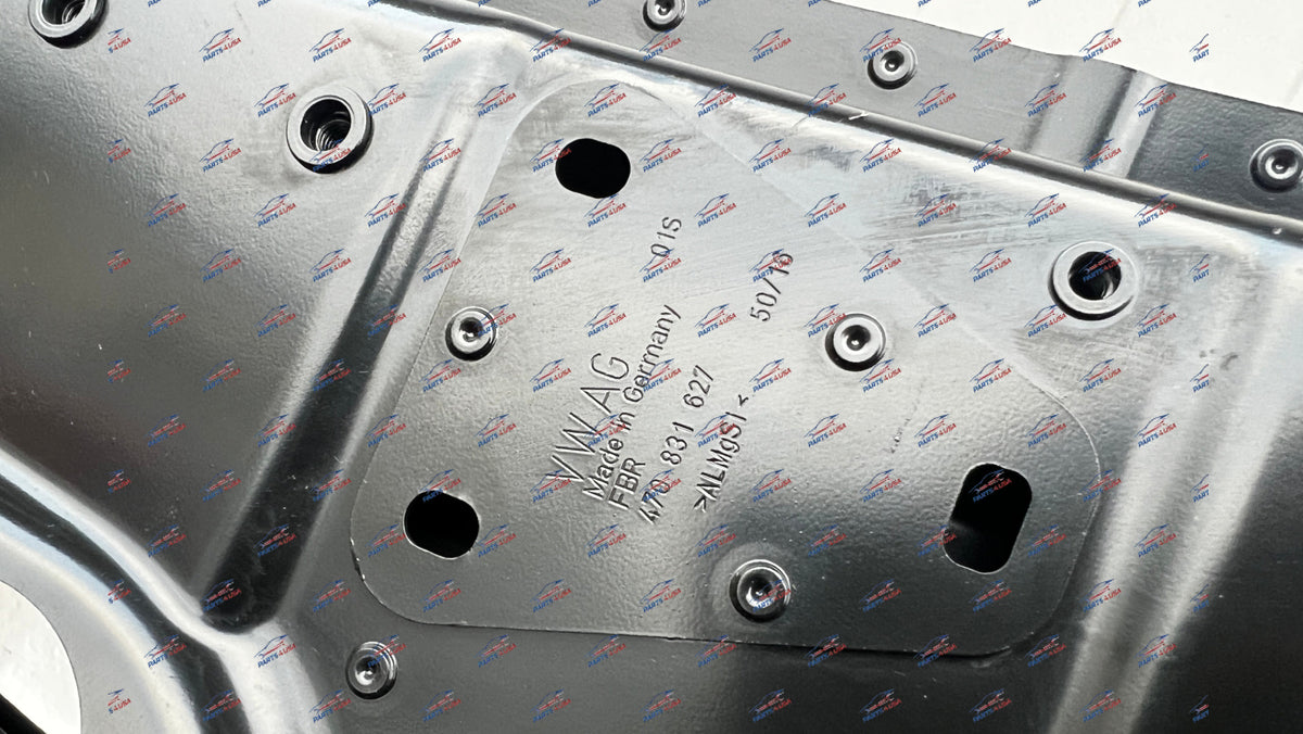 Lamborghini Aventador Door RH Black painted OEM Part number: 470831052G - Door