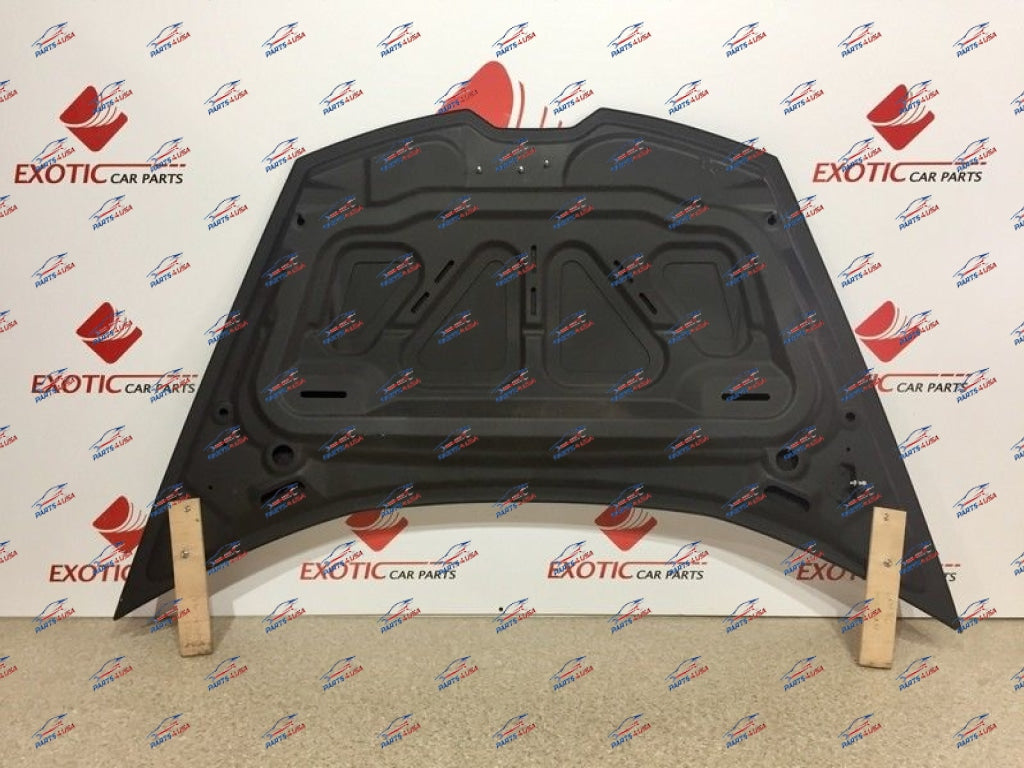 Lamborghini Huracan Front Hood Carbon Part Number: 4T0823021Ca