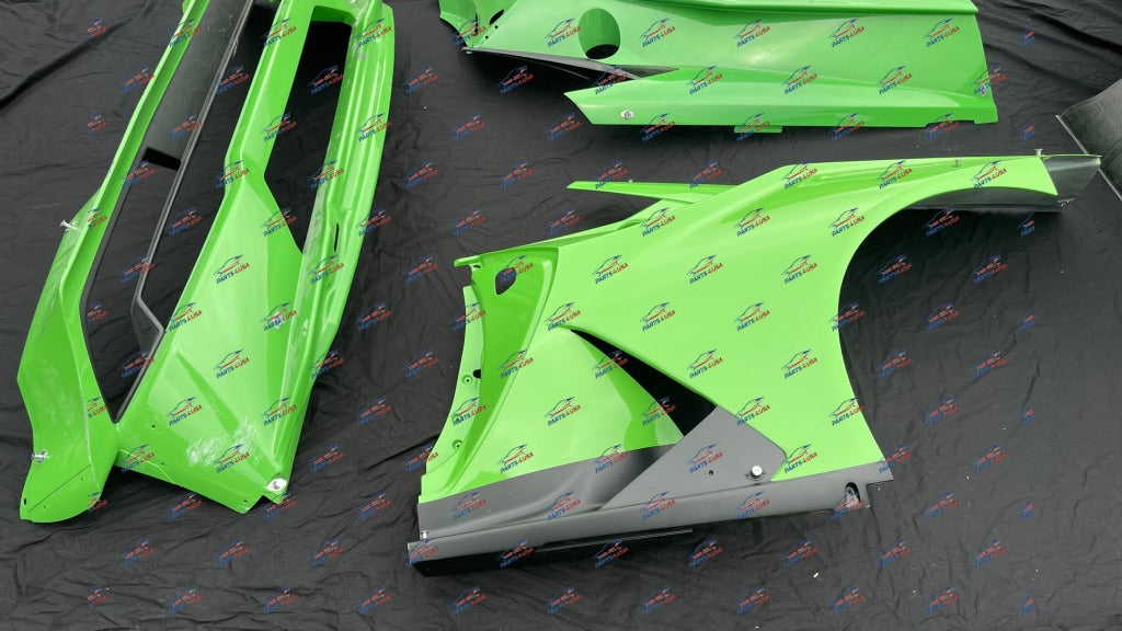Lamborghini Huracan Gt3 Bodykit Carbon Part Number: