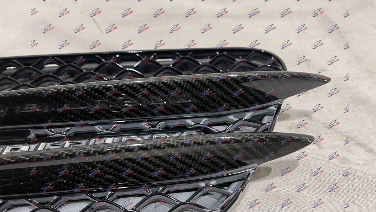Mercedes Benz Amg Gt Side Vent Right Carbon Part Number: A1908810823
