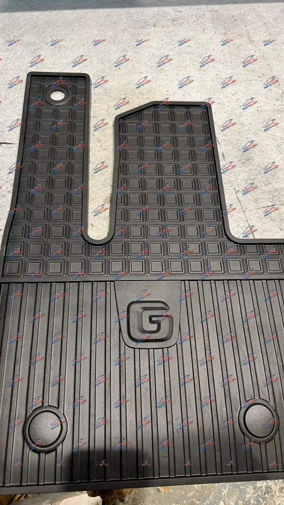Mercedes Benz G Wagon Set Rubber Floor Matt Oem Part Number: A 463 680 47 06 9051 Floor Mat