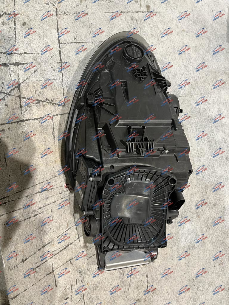 Porsche 911 Right Headlight Oem 99163117223