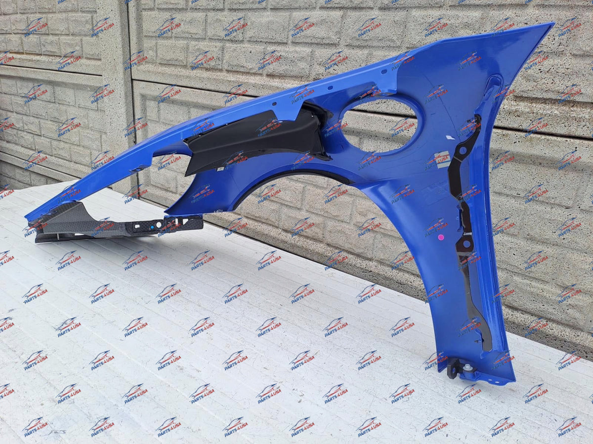 Porsche Cayman 718 GT4 RS Carbon fender OEM Part number:9GT821103-9GT821104 - Carbon fiber fender