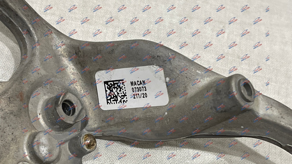 Porsche Macan Steering Wheel Carbon Fiber Part Nr: