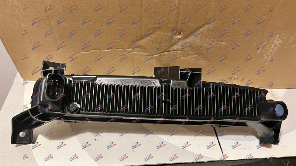 Rolls Royce Ghost Dawn Wraith 14-19 Led Turning Signal Lh Oem Part Number: 7413801 Turn
