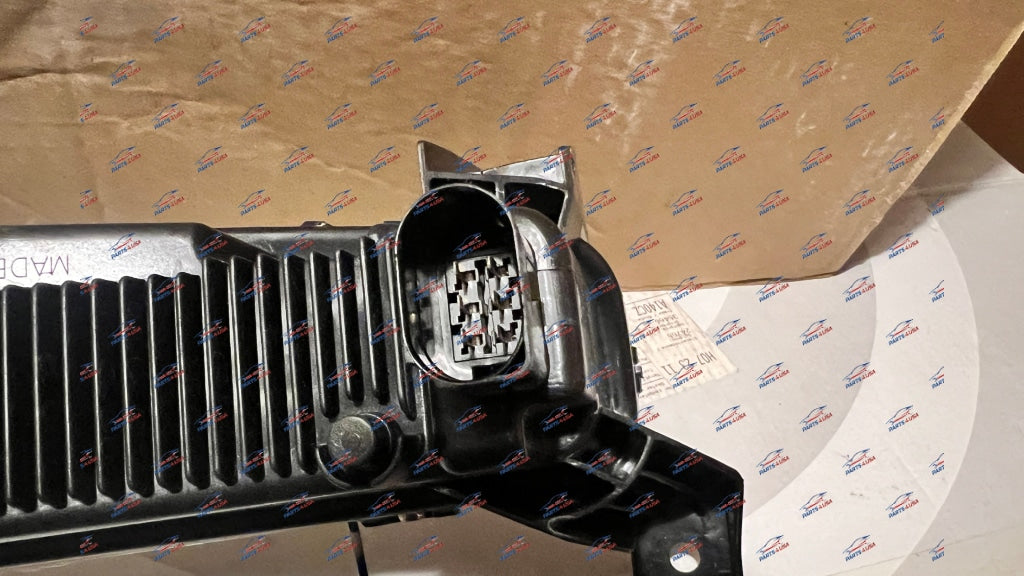 Rolls Royce Ghost Dawn Wraith 14-19 Led Turning Signal Rh Oem Part Number: 7413802 Turn