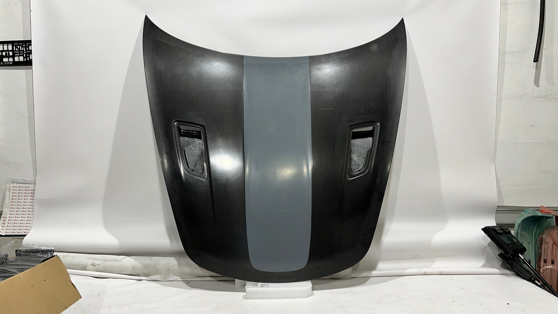 Porsche GT2RS / GT3RS fenders and front hood, Carbon, OEM Part