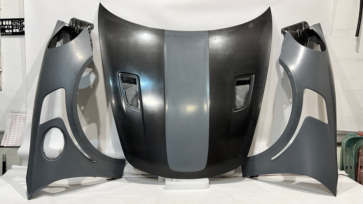 Porsche GT2RS / GT3RS fenders and front hood, Carbon, OEM Part