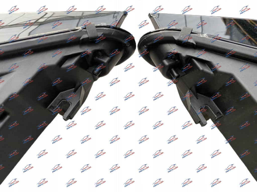Audi R8 Headlight Matrix Complete L + R Part Number: 4S0941033K 4S0941034K