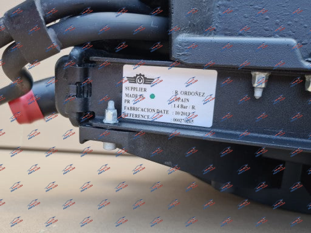 Ferrari 458 Italia / Spider Water Radiator Complete Rh Oem Part 270265