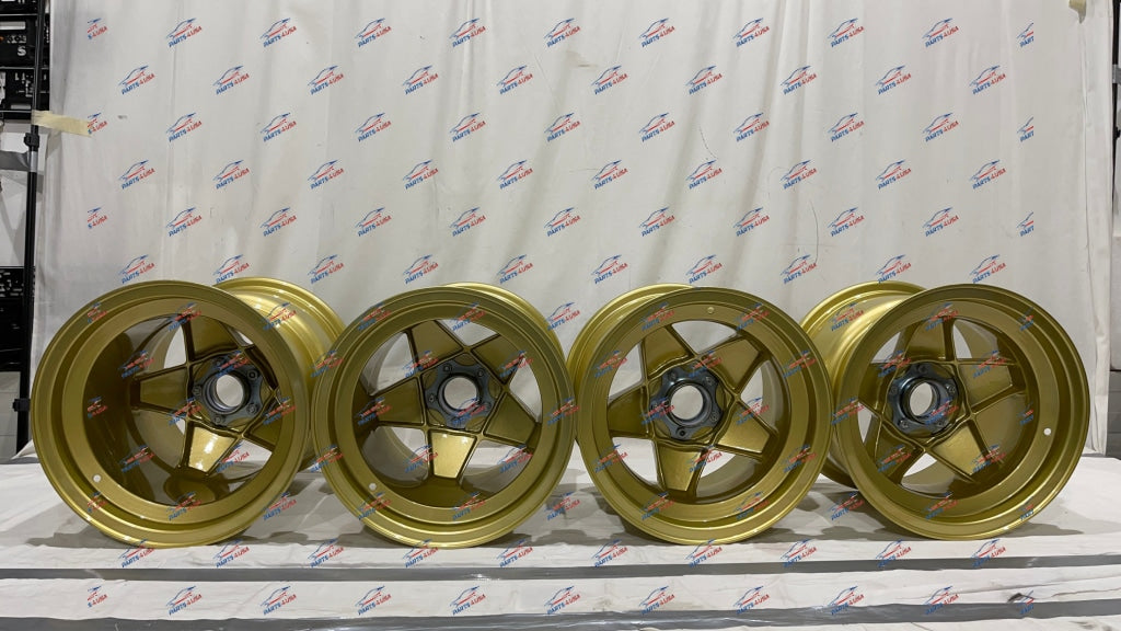 Ferrari 512 Bb And 365 Gtb4 Dayton Magnesium Wheel. Part Nr: 109193