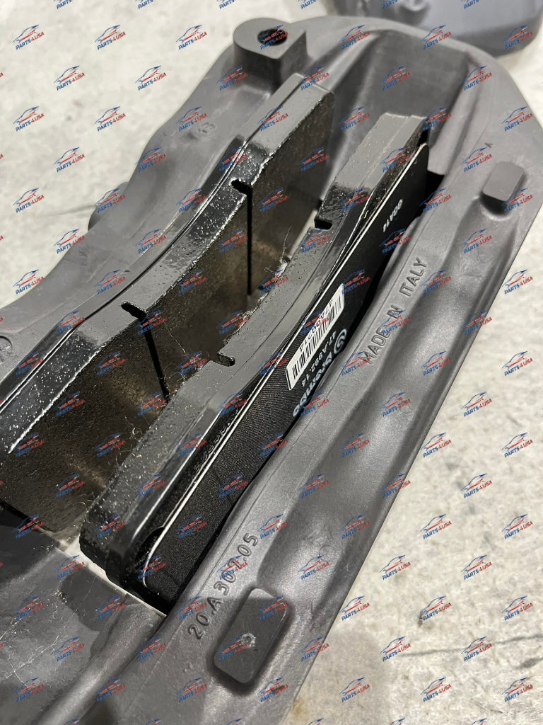 Ferrari California Brake Set Caliper And Brake Pads Of 4 Oem Part