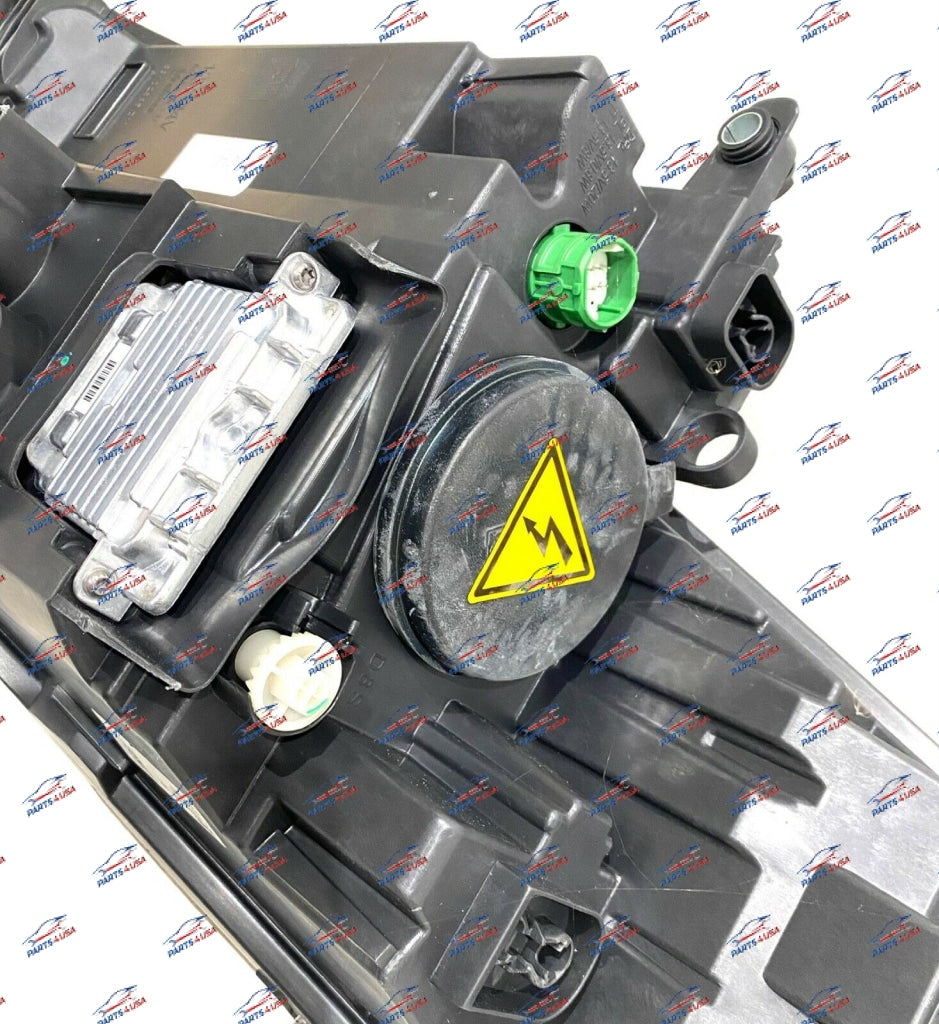 Ferrari F12 Berlinetta Right Headlight Afs Part Number: 275037