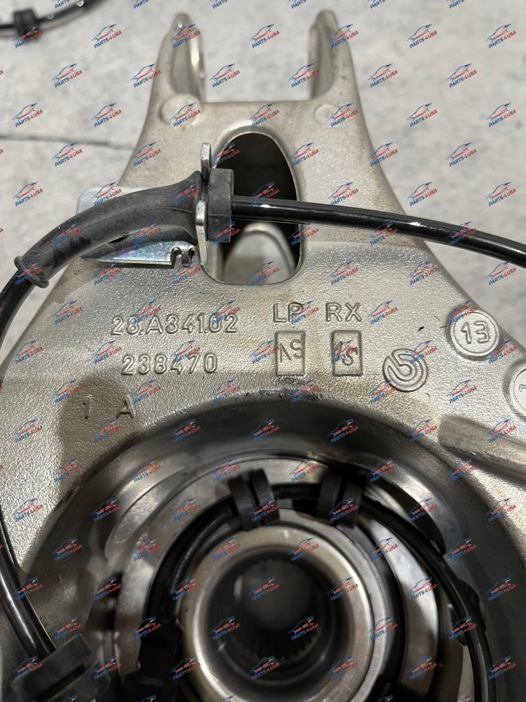 Ferrari F12 Gtc4 Lusso California Rear Wheel Hub Oem Part Number: 238470 Hub