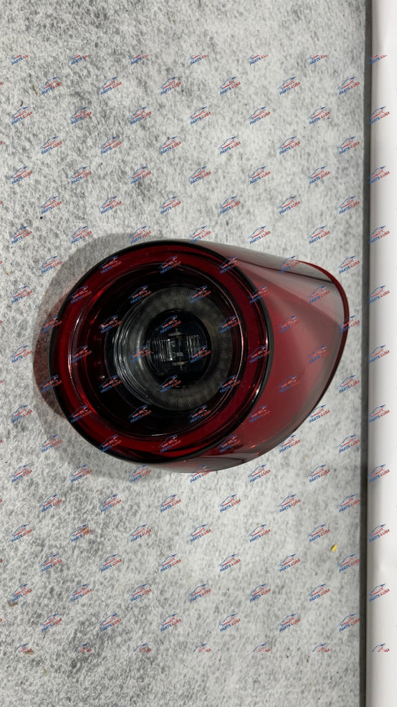 Ferrari Portofino Tail Light Rh Oem Part Number: 343143 Light