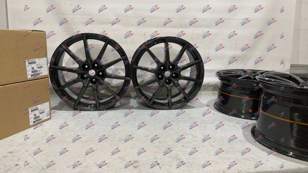Ferrari Sf90 Stradale Carbon Fiber Wheels Set Part Number: 764246 764245