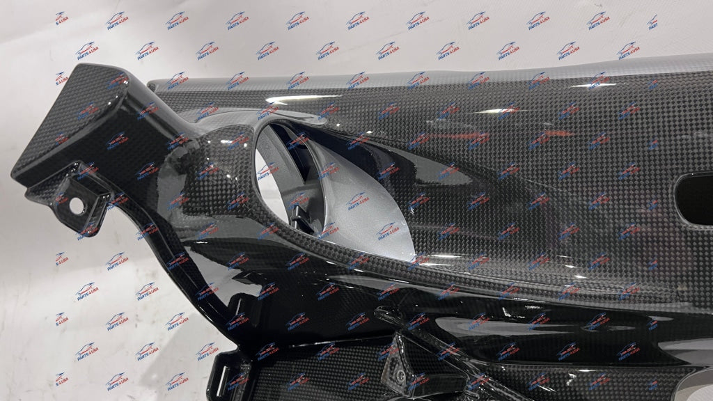 Ferrari Sp1 Sp2 Monza Center Tunnel Lateral Carbon Fiber Interior Oem Part Part Number: 035285