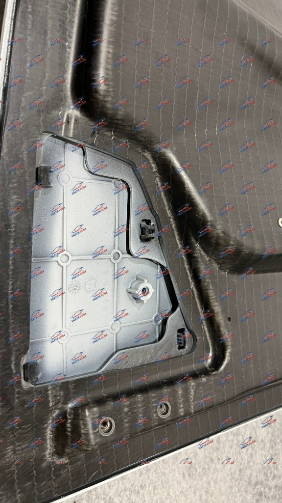 Lamborghini Huracan Performante Spider Roof Cover Part Number: 4T7825300