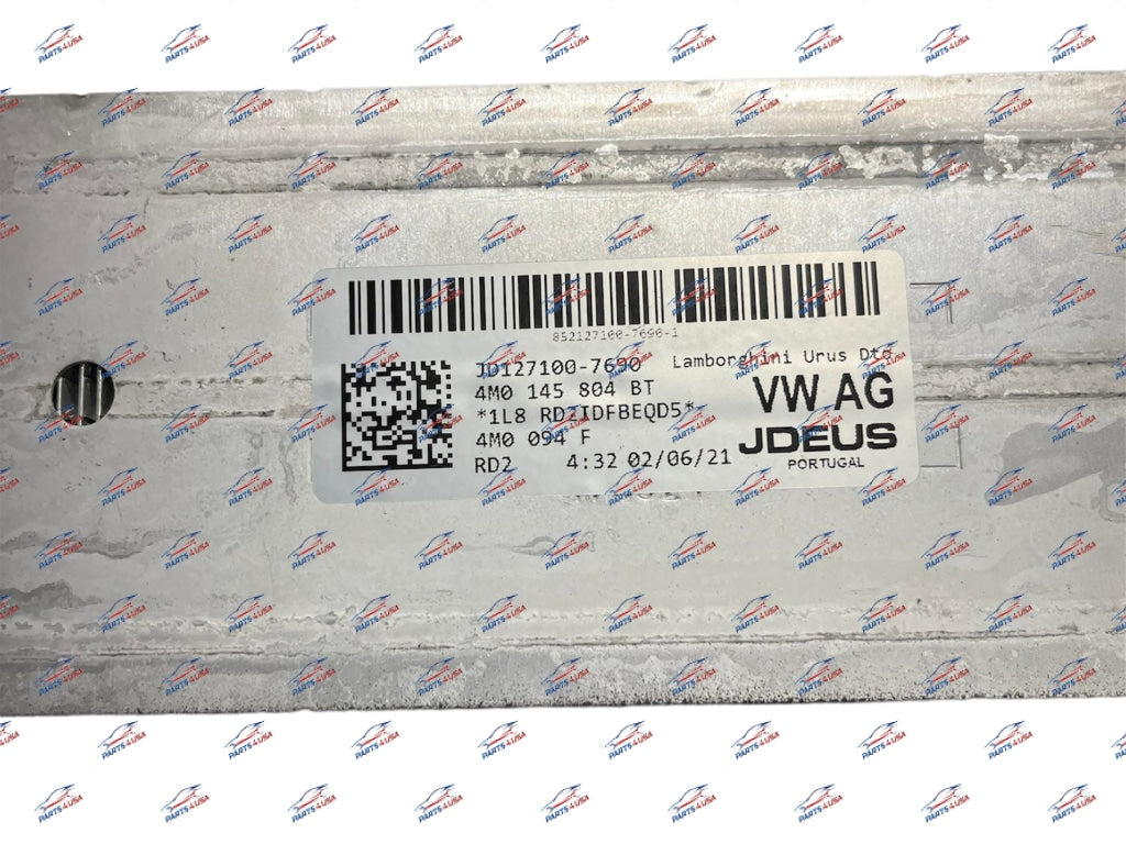 Lamborghini Urus Right Intercooler Oem 4M0145804