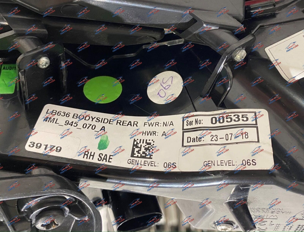Lamborghini Urus Taillight Right Usa Version Part Number: 4Ml945070A
