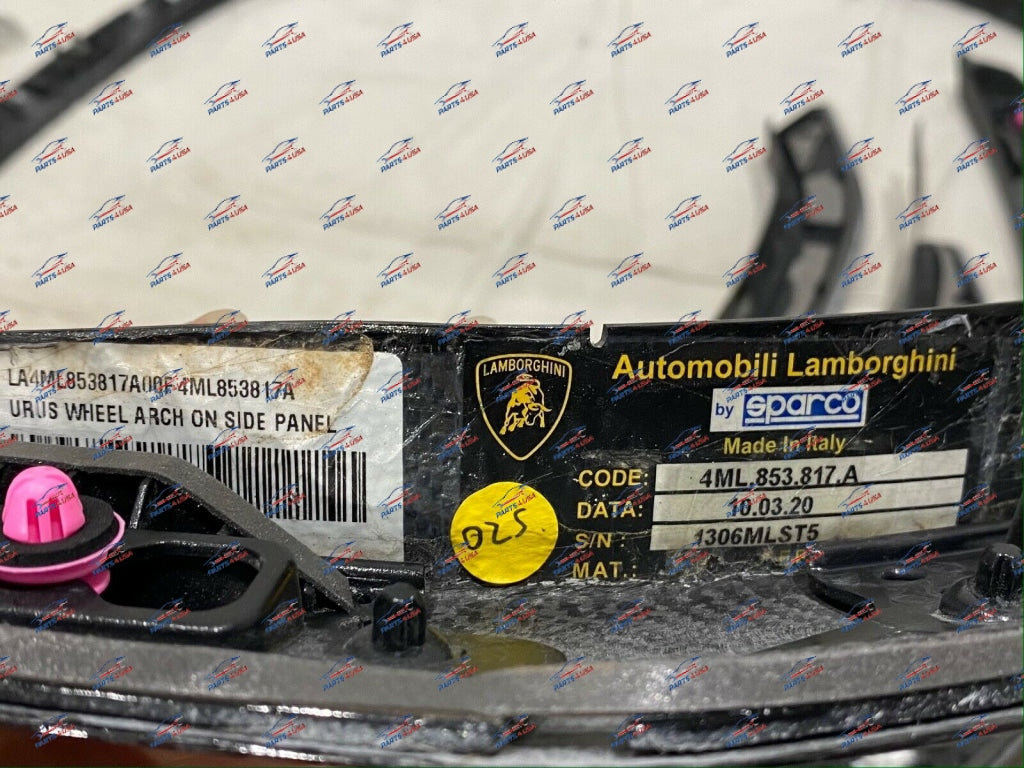 Lamborghini Urus Wheel Arch Set Carbon Part Number: 4Ml853718A