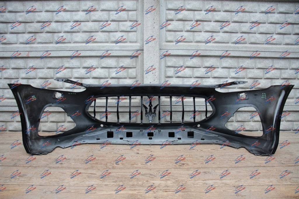 Maserati Granturismo Front Bumper Lift Complete Black Part Number: 980145728