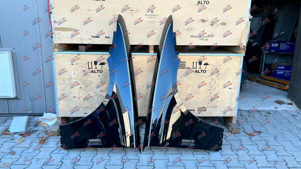 Rolls Royce New Ghost 2021 Front Fender L + R Oem Part Number: Fenders