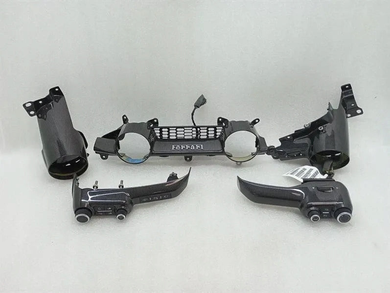 Ferrari 812 Superfast F152M Carbon fiber interior, OEM