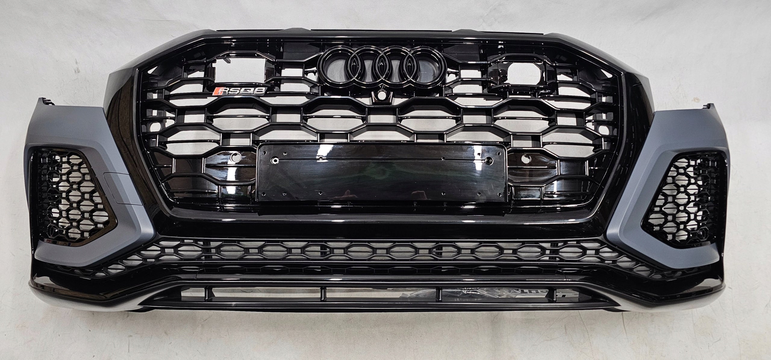 Audi RSQ8 Front bumper with front grill, OEM Part number: 4M8807513B