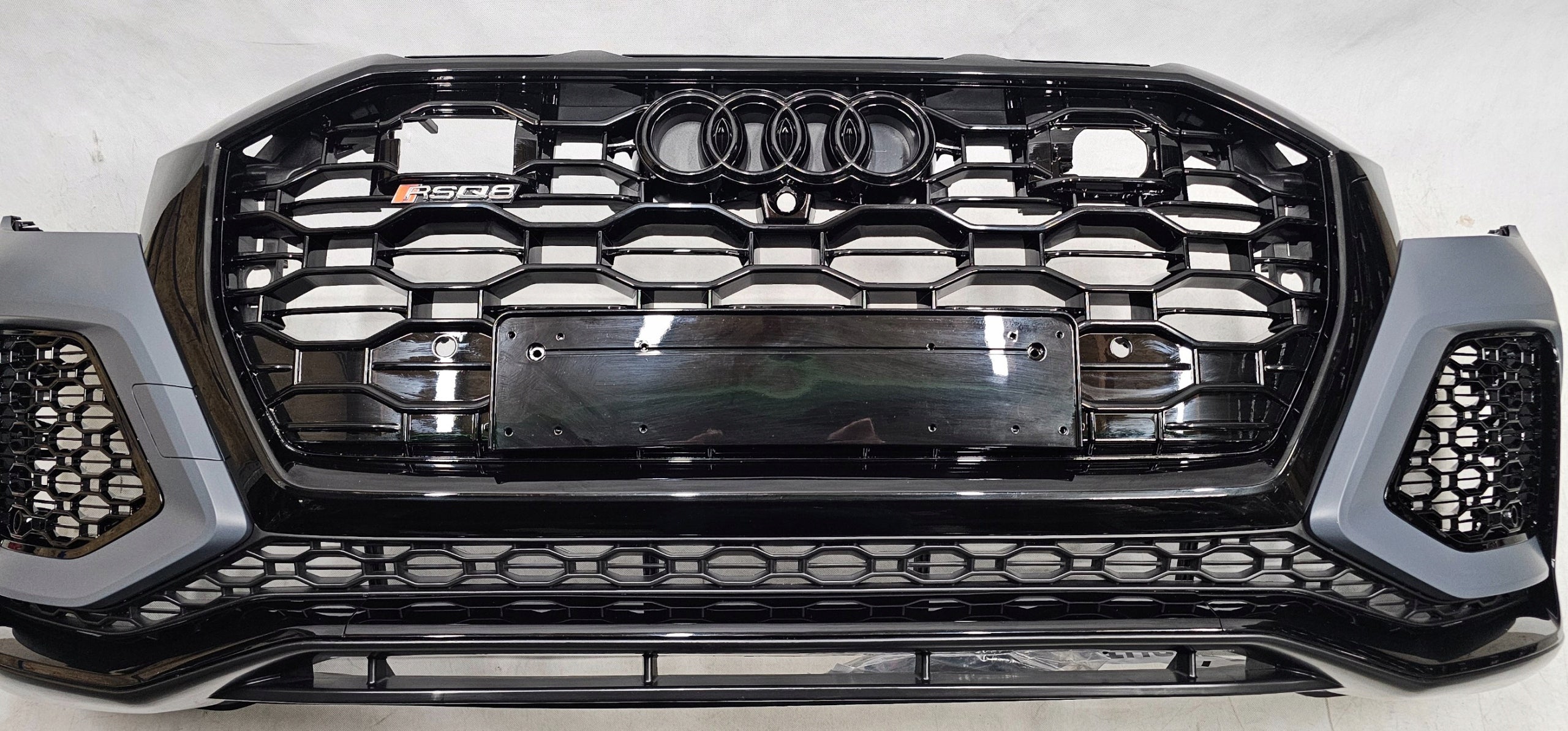 Audi RSQ8 Front bumper with front grill, OEM Part number: 4M8807513B