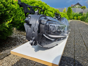Bugatti Chiron Super sport 300+ headlight, OEM, Part number: 5B4941035D, 5B4941036D
