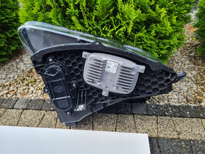 Bugatti Chiron Super sport 300+ headlight, OEM, Part number: 5B4941035D, 5B4941036D