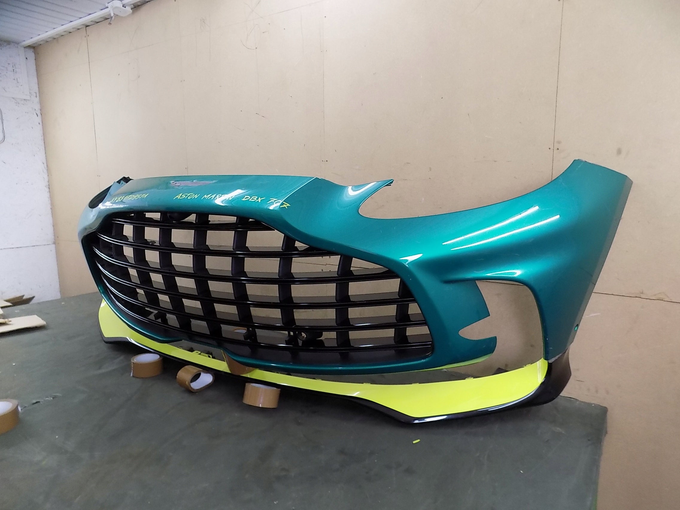 Aston Martin DBX 707 front bumper with lower spoiler, OEM, Part number: NY8317D957A