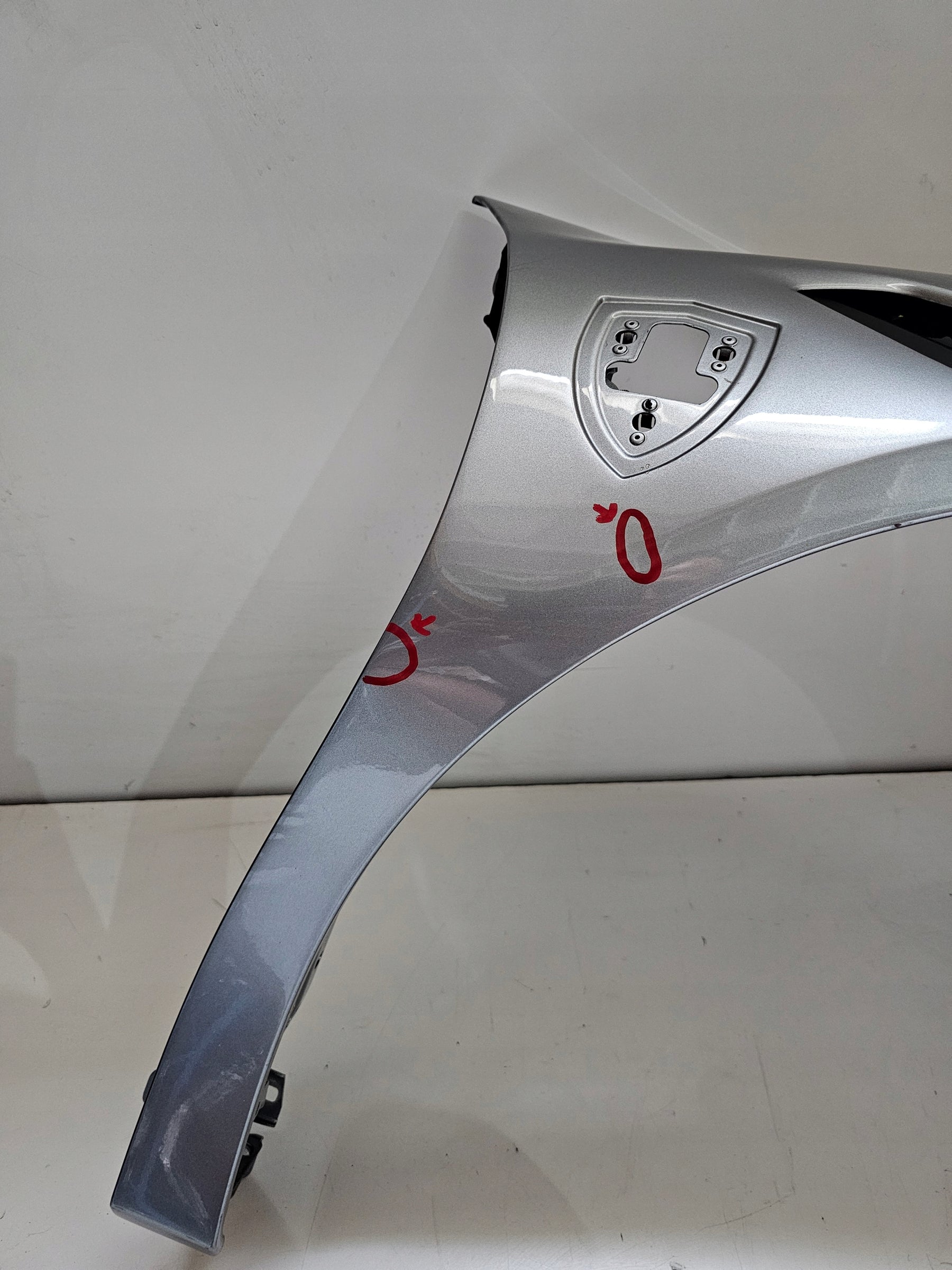 Ferrari SF90xx Stradale Front fender RH OEM