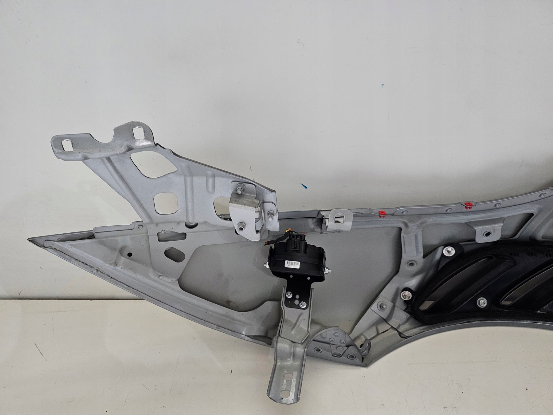 Ferrari SF90xx Stradale Front fender RH OEM