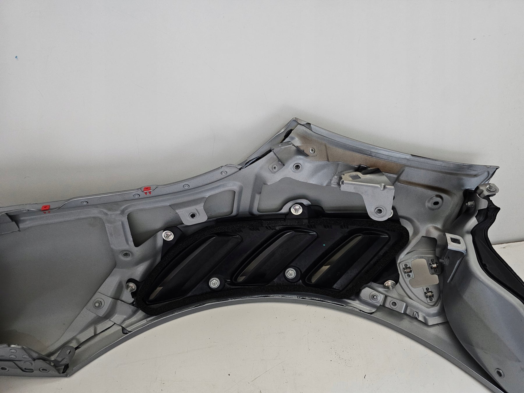 Ferrari SF90xx Stradale Front fender RH OEM