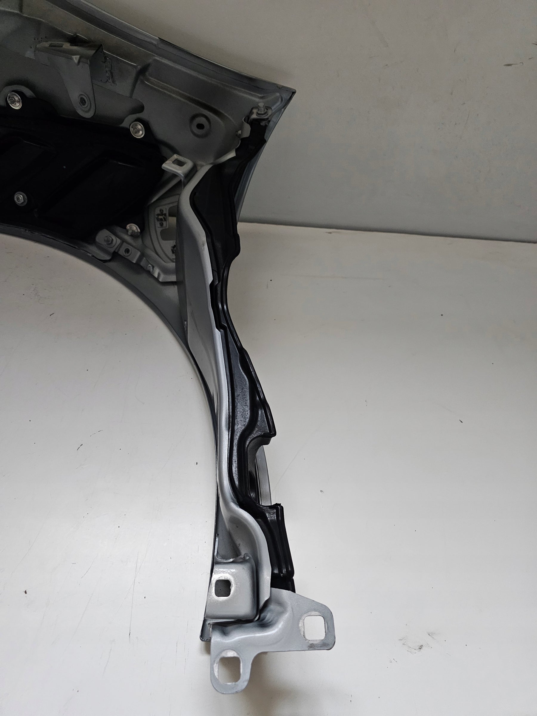 Ferrari SF90xx Stradale Front fender RH OEM