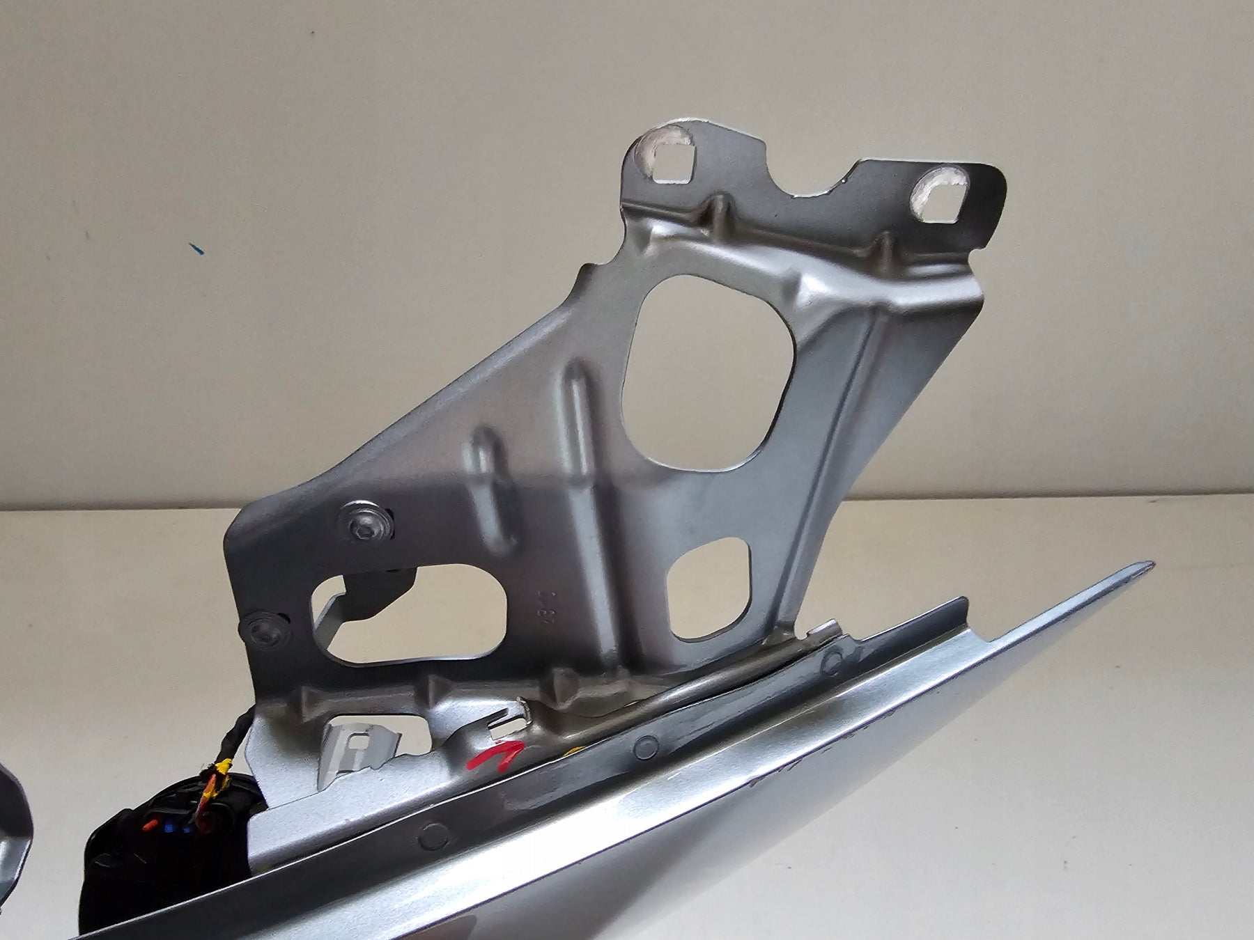 Ferrari SF90xx Stradale Front fender RH OEM