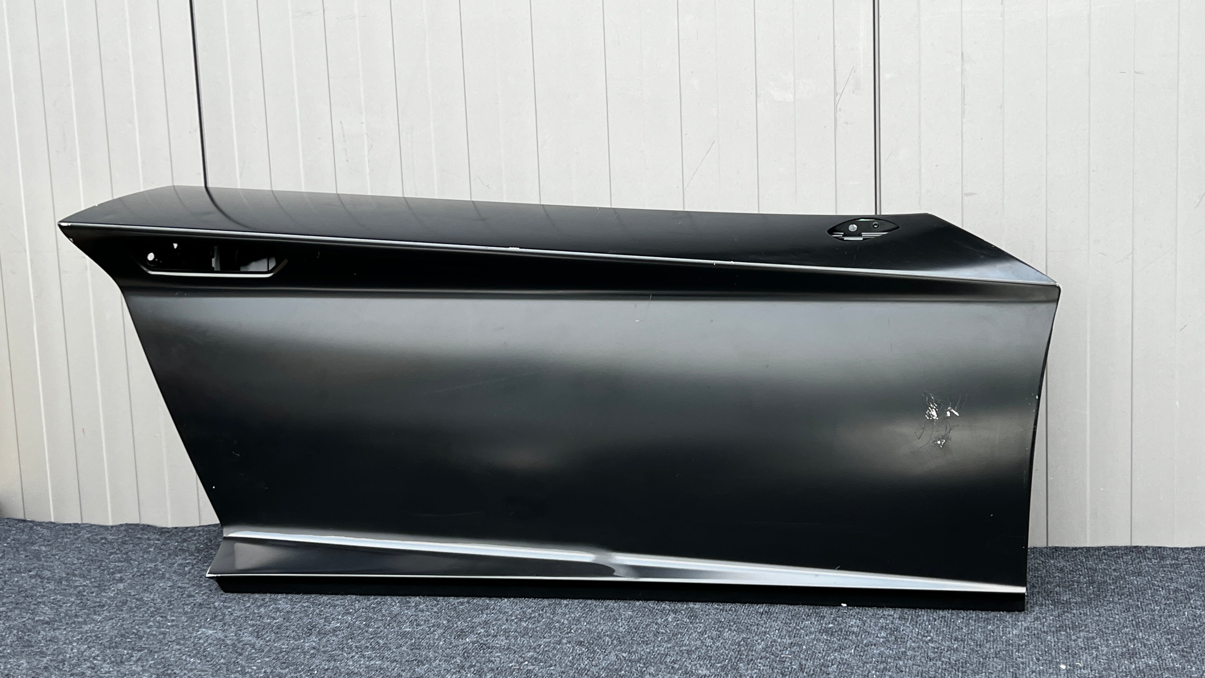 Lamborghini Aventador Door RH Black painted, OEM, Part number: 4708310