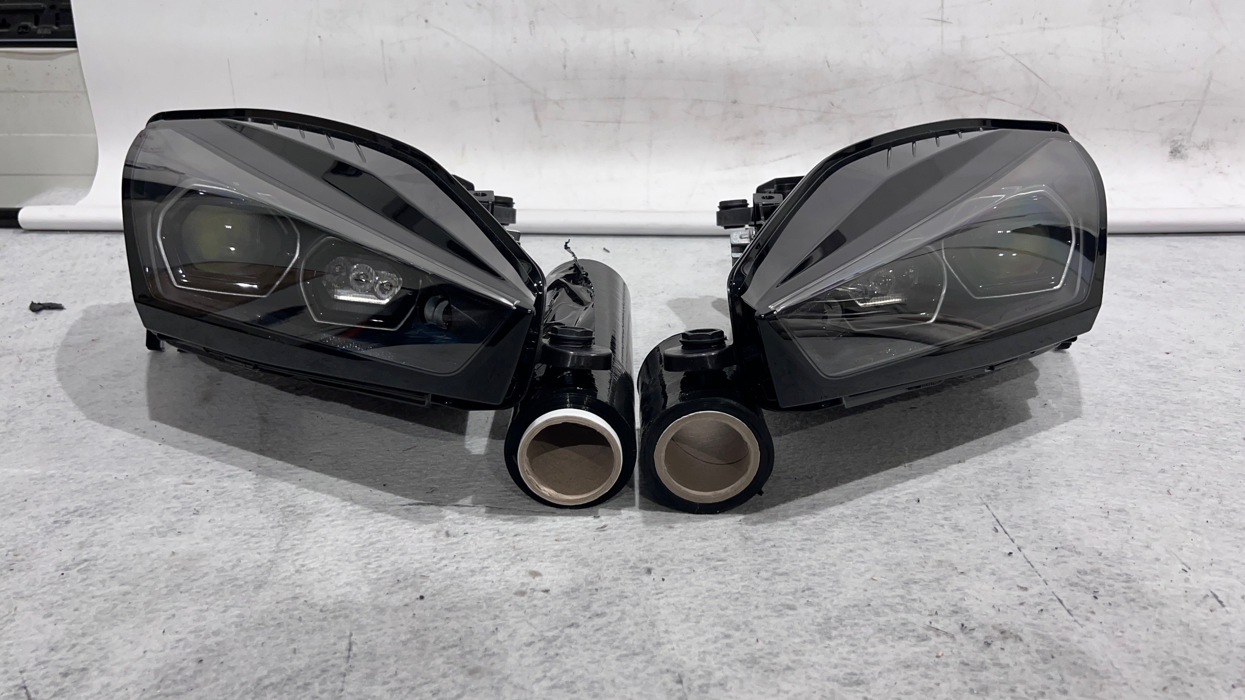 Lamborghini REVUELTO headlight L + R, OEM, Part number: 47A941035, 47A941036