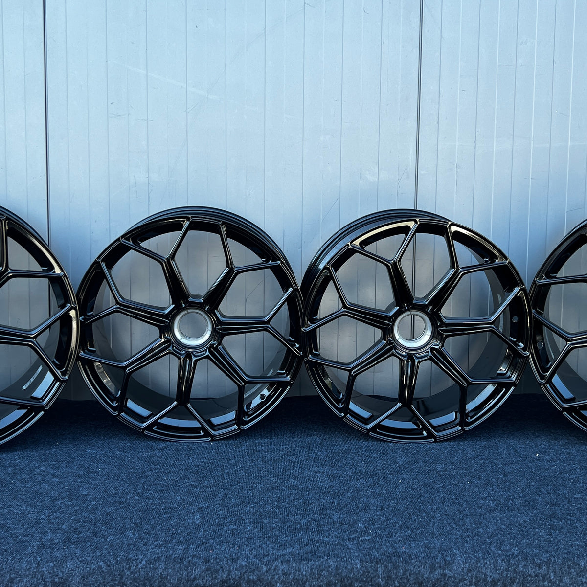 IMG_1111_1200x1200_crop_center