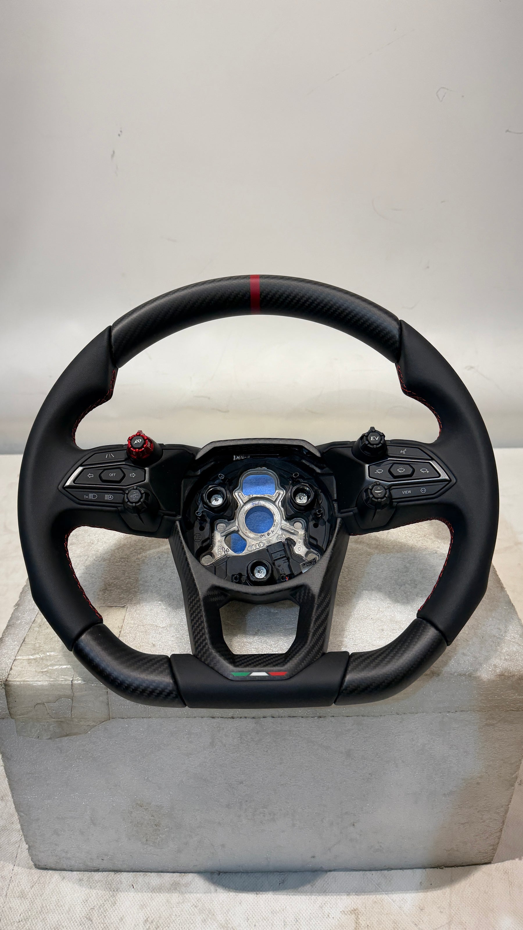 Lamborghini REVUELTO Steering wheel Carbon version, OEM, Part number