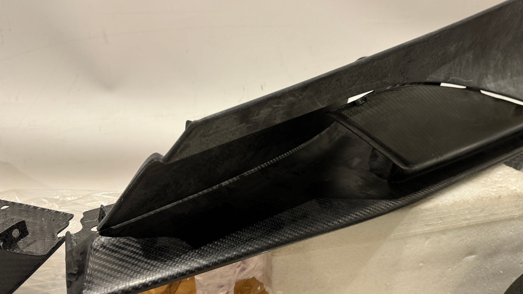 McLaren 765LT Rear side skirt LH upper and lower, OEM, Part number: 14AB958RP