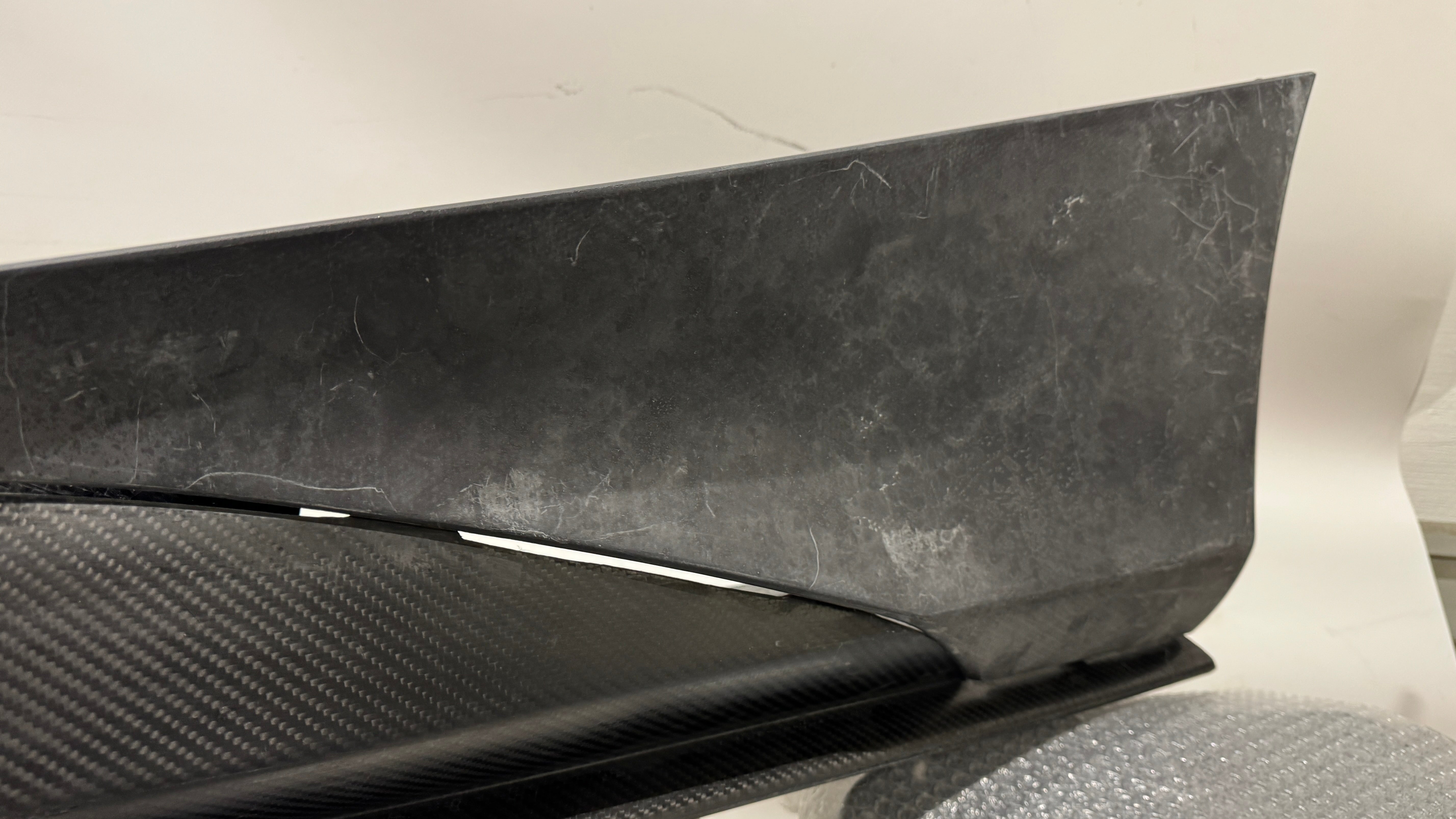 McLaren 765LT Rear side skirt LH upper and lower, OEM, Part number: 14AB958RP