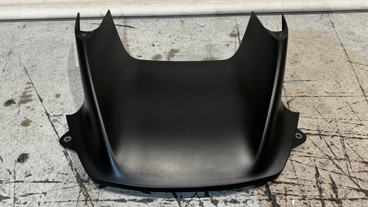 Ferrari SF90 Stradale Center cover Carbon fiber, OEM, Part number: 872649